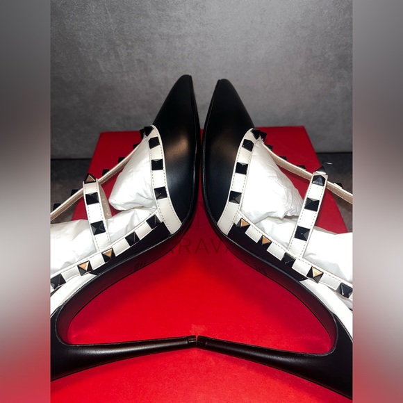 NWT Valentino Garavani Women's Rockstud Cage Leather Pumps - 150th Anniversary - Picture 8 of 13